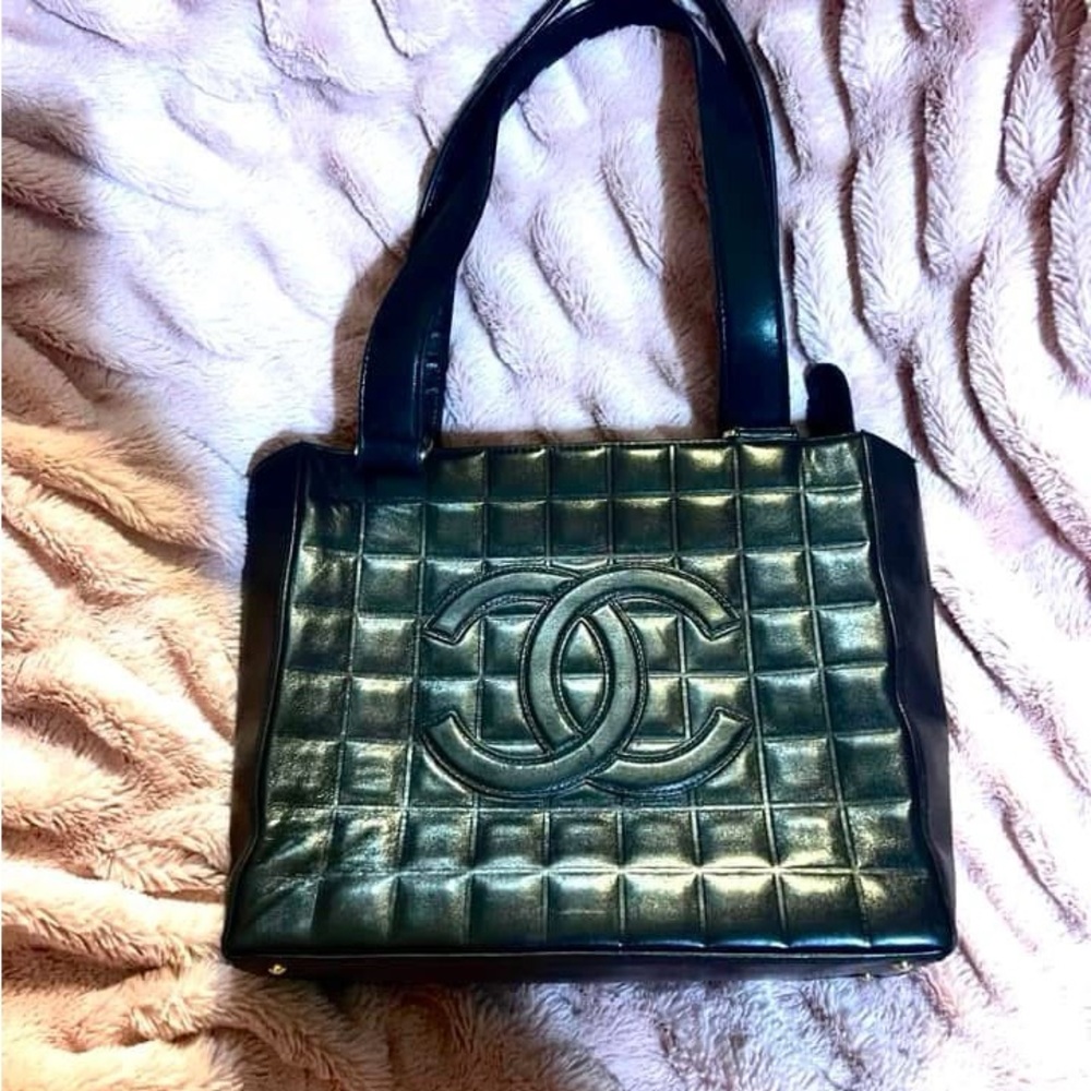 Chanel chocolate bar